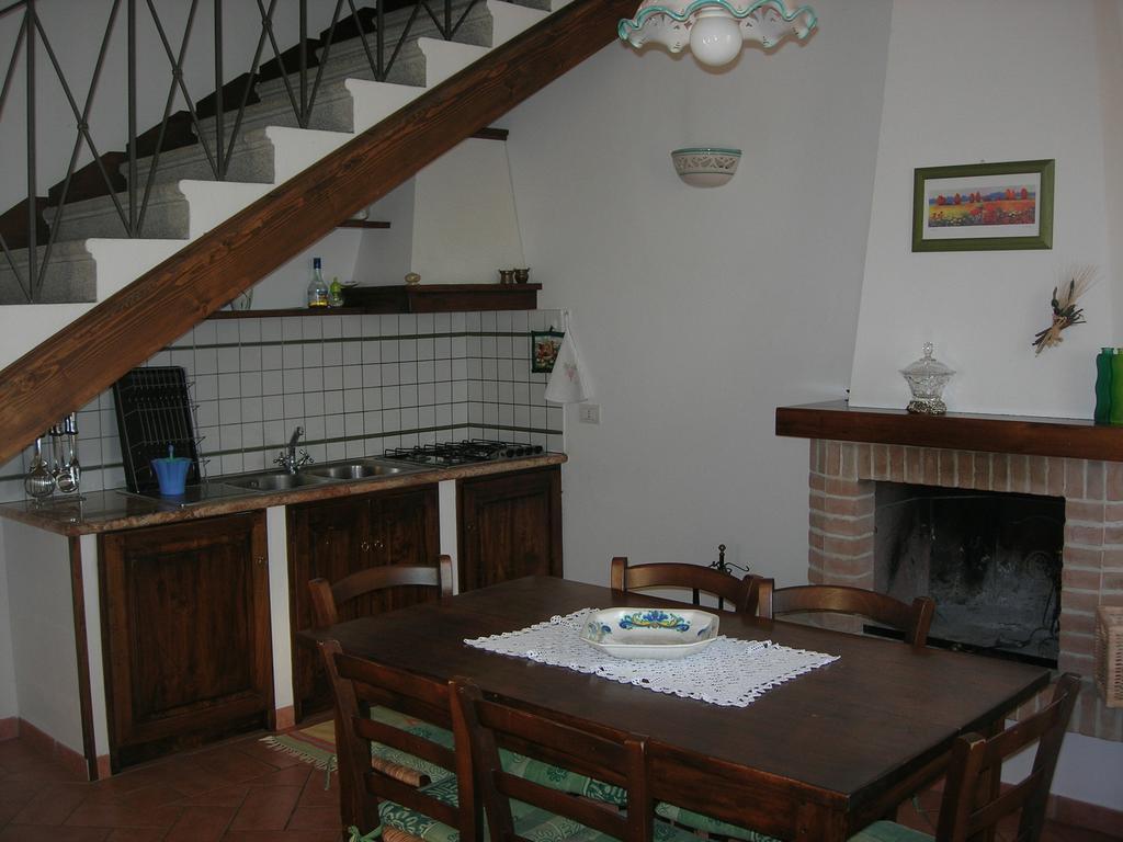 Agriturismo La Valle Del Sole Castiglione dʼOrcia Rom bilde